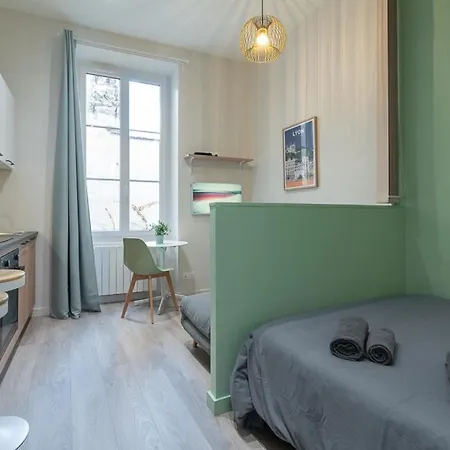 Studio Part Dieu - Cozy - Wifi Fibre 아파트